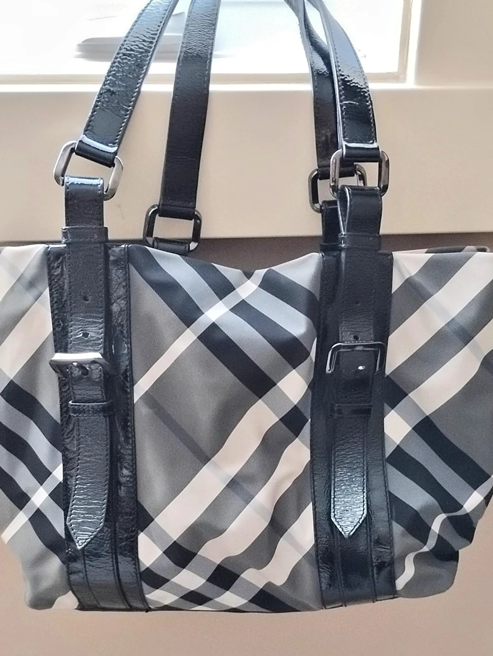 Burberry Plaid Tote in Gray & Black